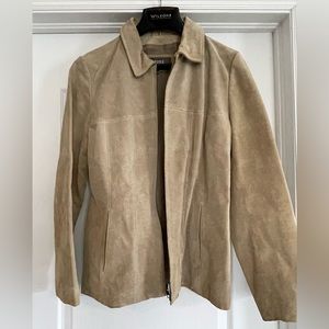 Tan suede Wilson’s jacket. Good condition.